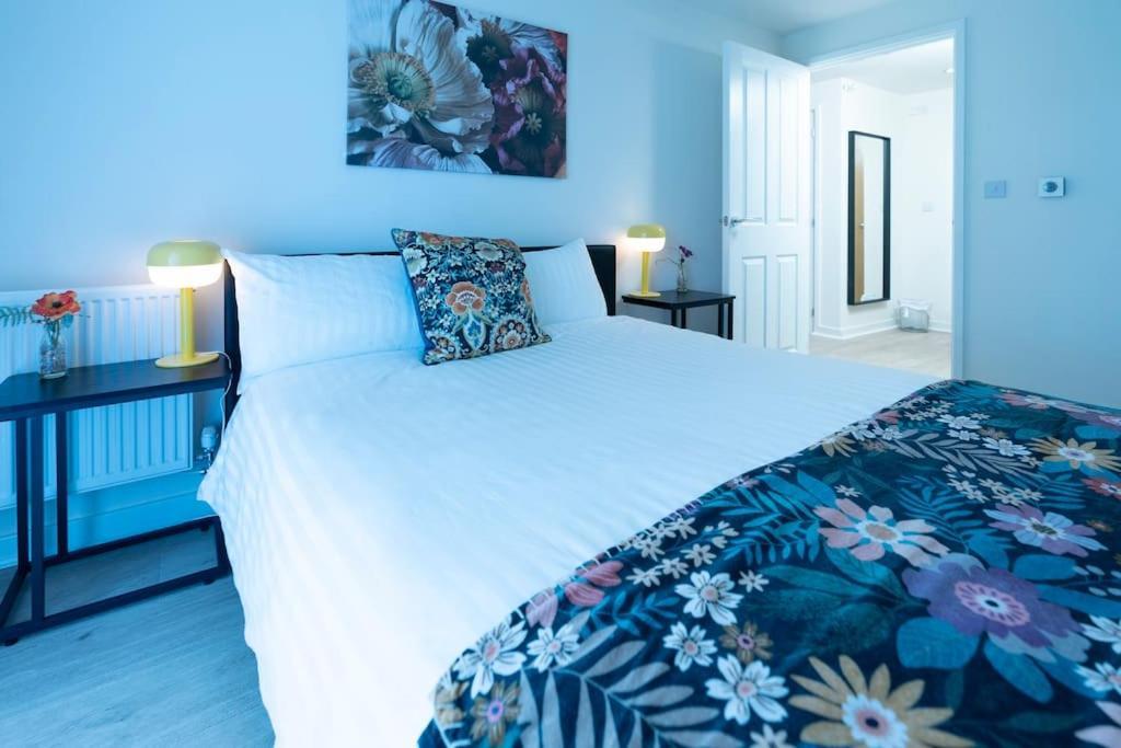 Luxury Ground Floor 2 Bedroom Apartment Free Wifi & Parking Sheffield Zewnętrze zdjęcie